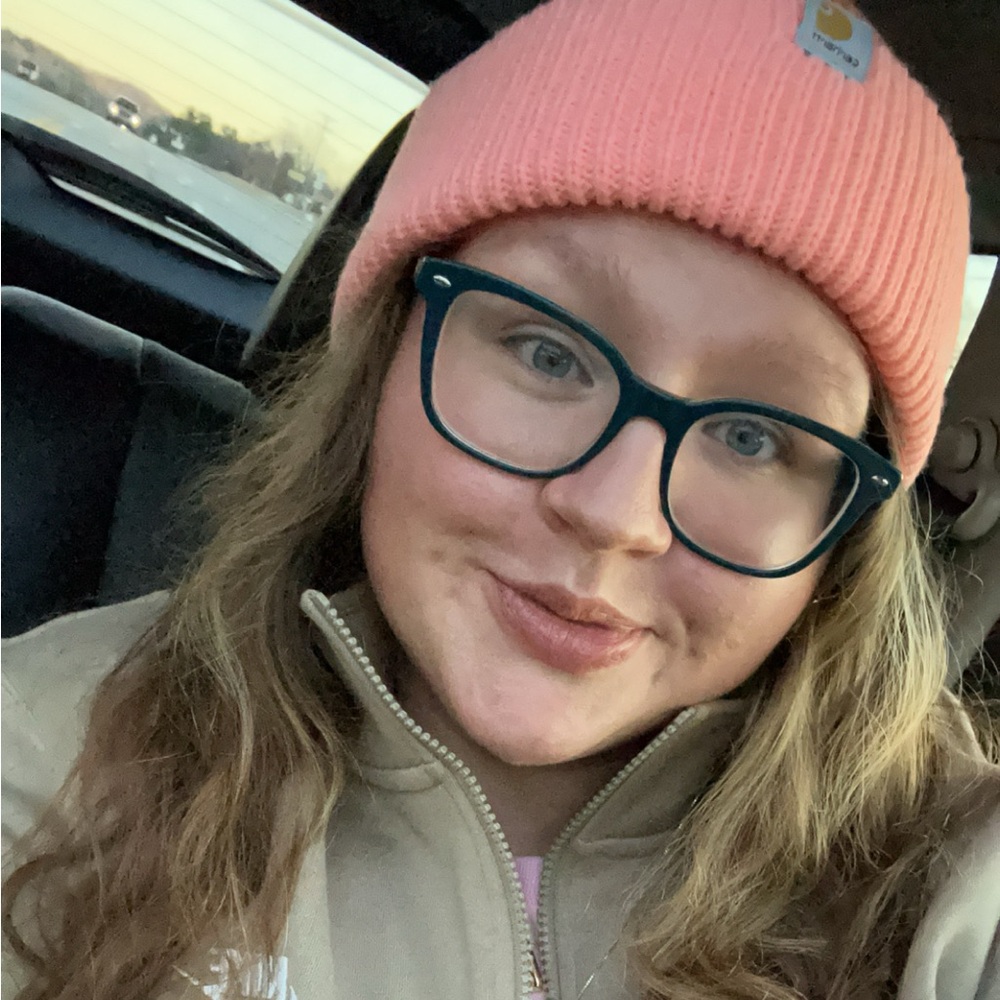 Meet your Posher, Katie